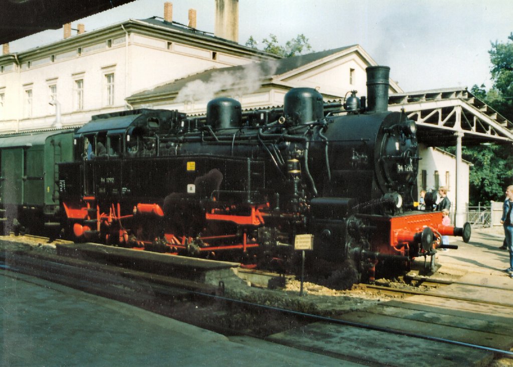 94 1292 v0r Sonderzug in Bad Langensalza (vor 1990)