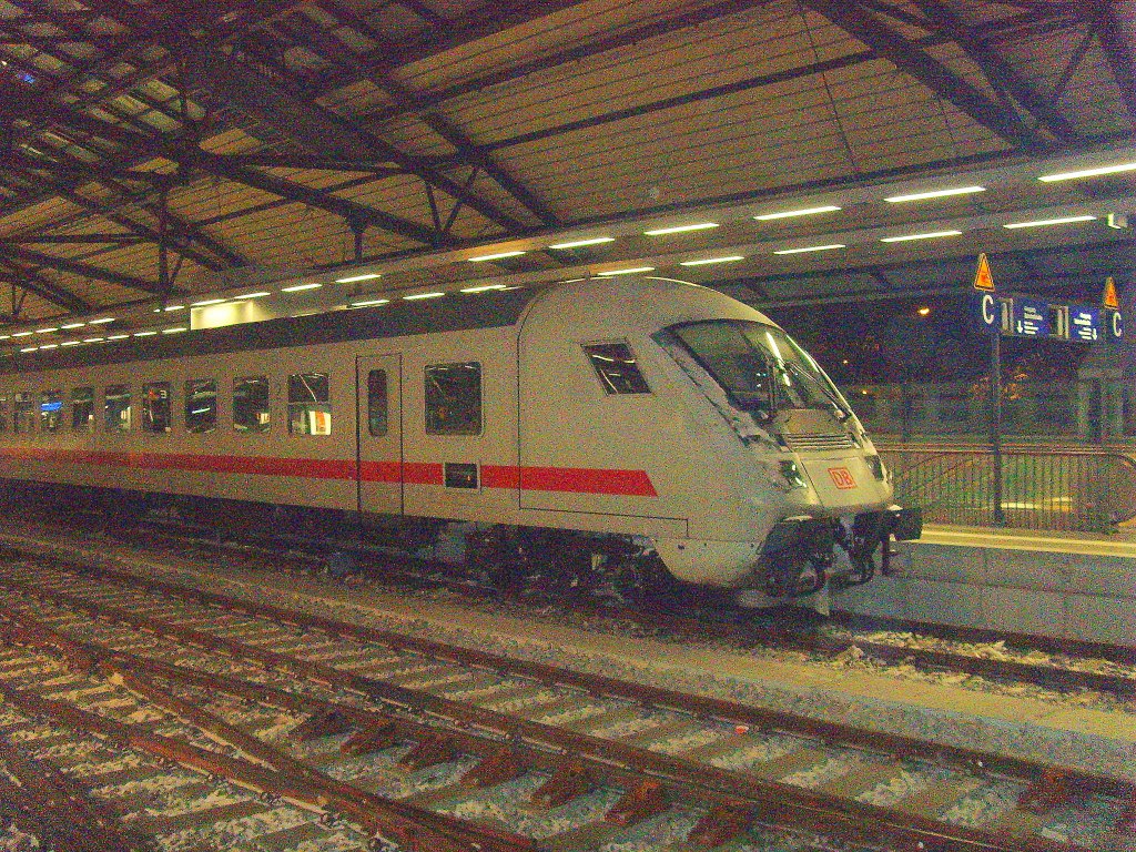 Abgestellter IC in Erfurt Hbf am 2.12.2010