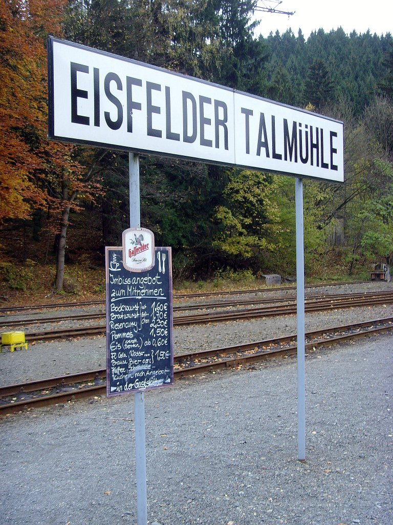 Am Bahnsteig Eisfelder Talmhle, Oktober 2010