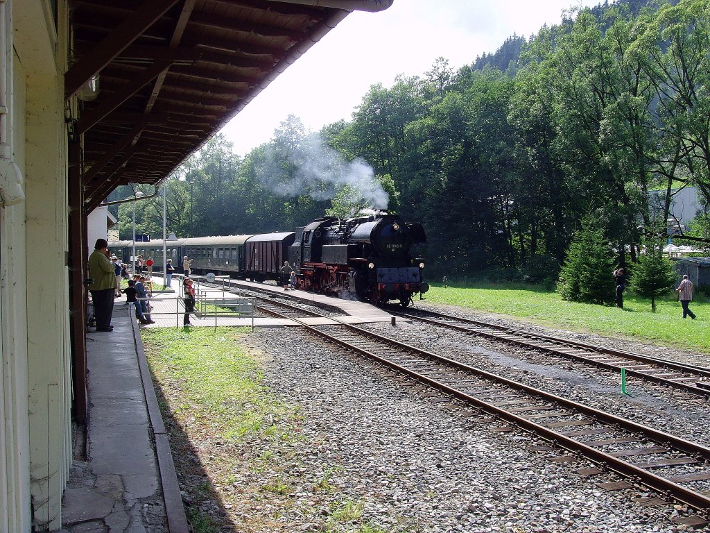 Bahnhof Katzhtte mit Dampfzug, 14..8.2010