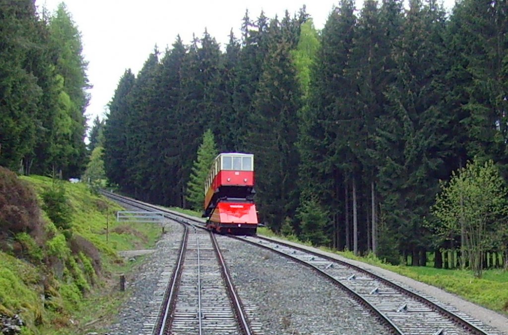 Bergbahnwagen auf der Gterwagenbhne, 2010