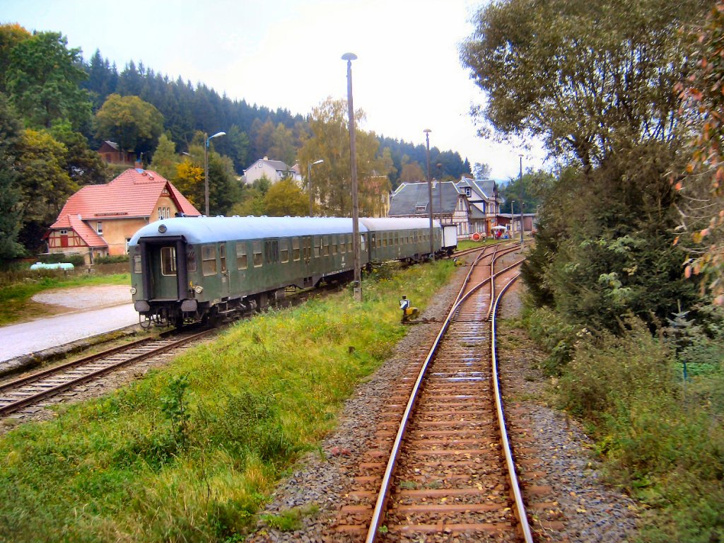 Blick zum Bahnhof Sttzerbach, 2005