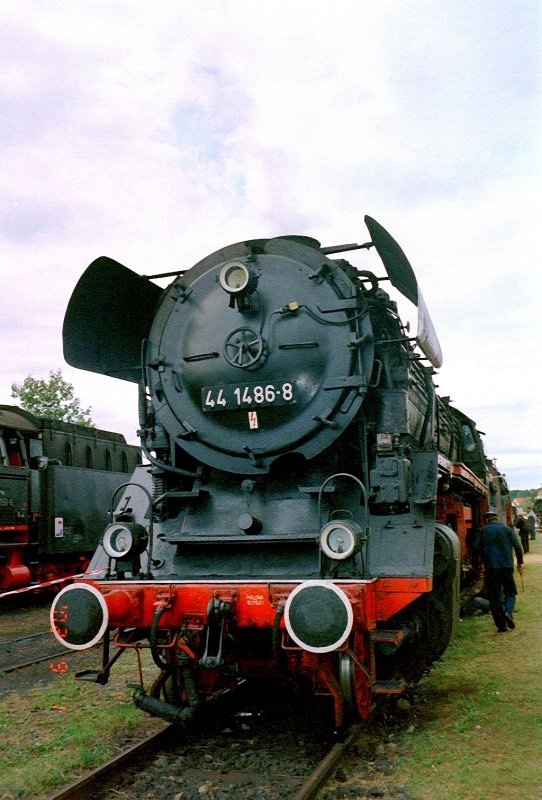 BR 44 im Jahr 2002 in Meiningen
