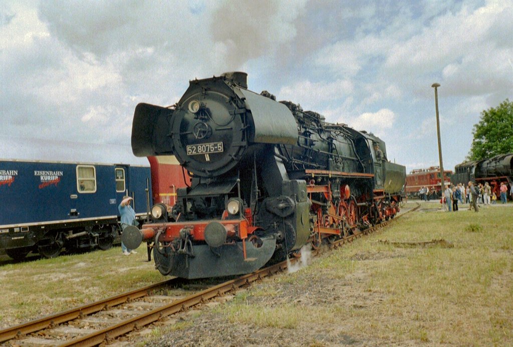BR 52 im Bw Weimar, um 2004