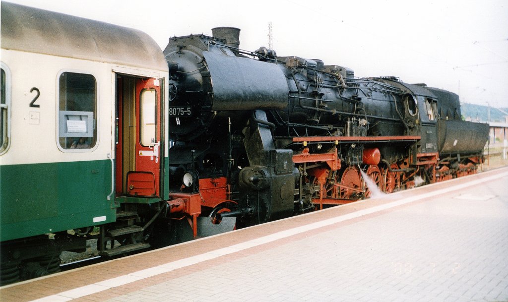 BR 52 mit Sonderzug 2000 in Eisenach