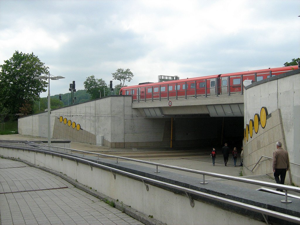 BR 612 verlsst Gera Hbf, 2010