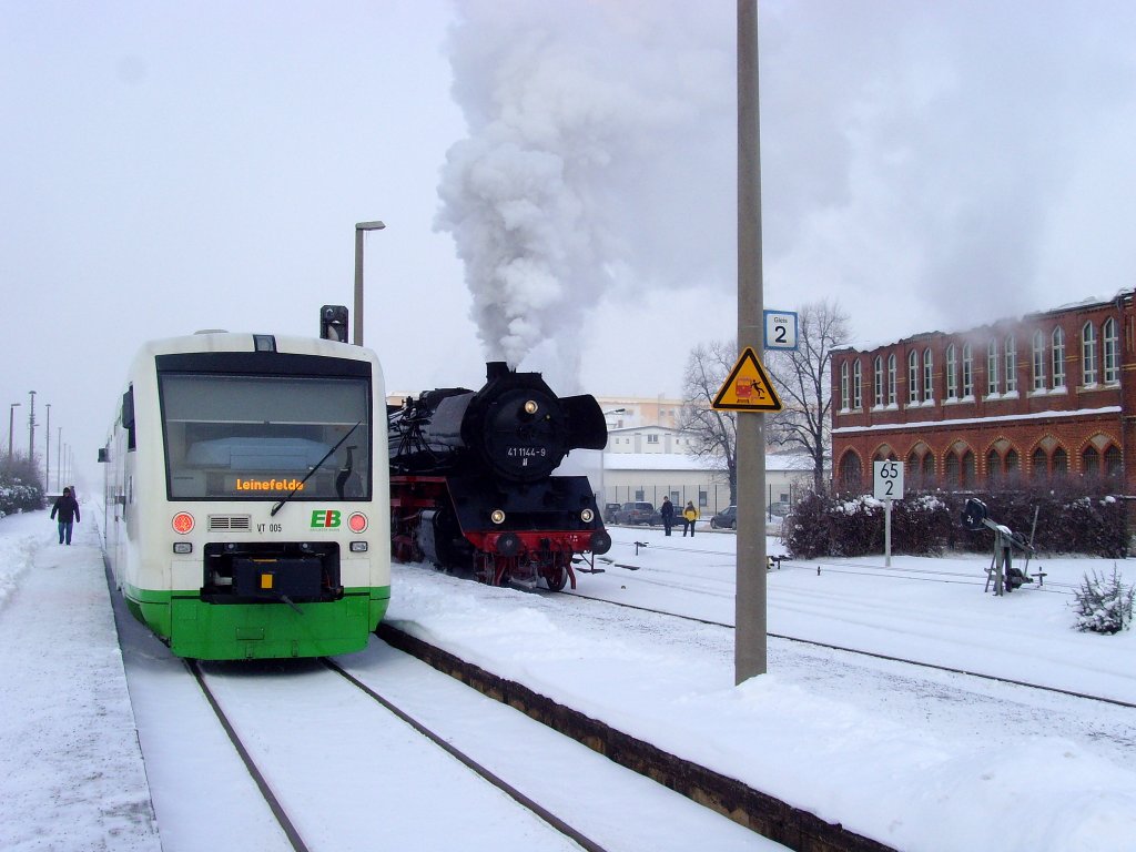Dampf und Diesel am 3.12.2010 in Erfurt-Nord