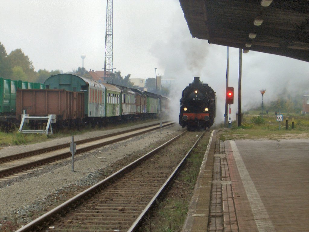 Der Zug der Rennsteigbahn wird in Ilmenau Bereitgestellt, 2005