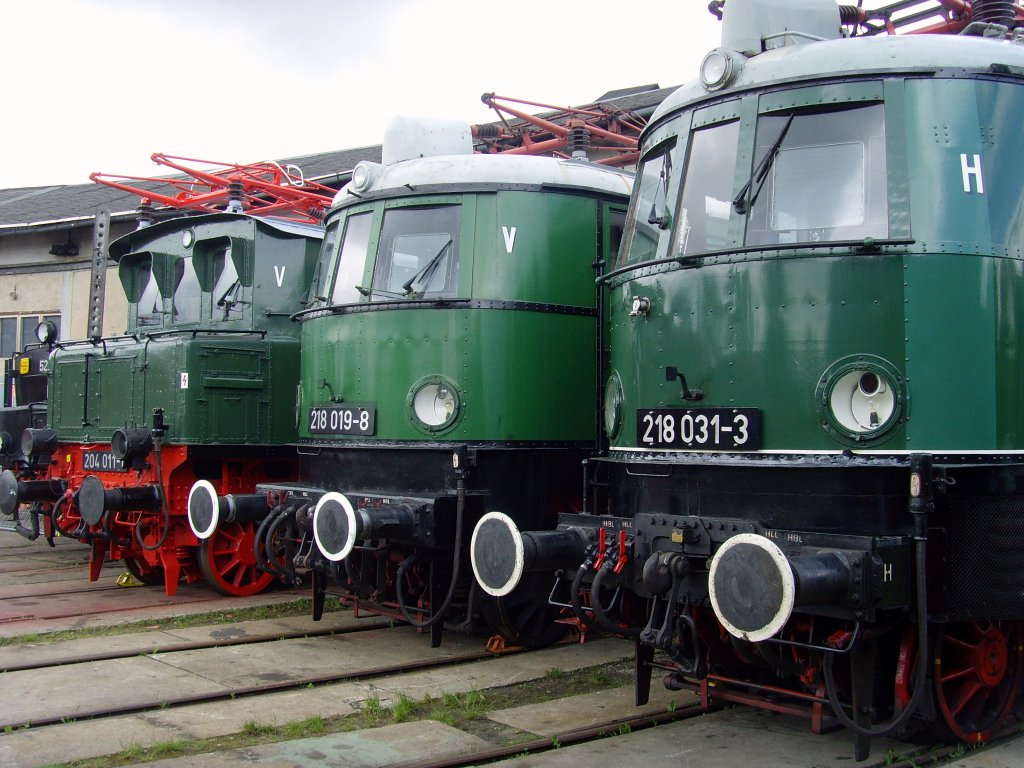 Hist. E-Lokomotiven der Deutschen Reichsbahn im Bw Weimar, Mai 2010