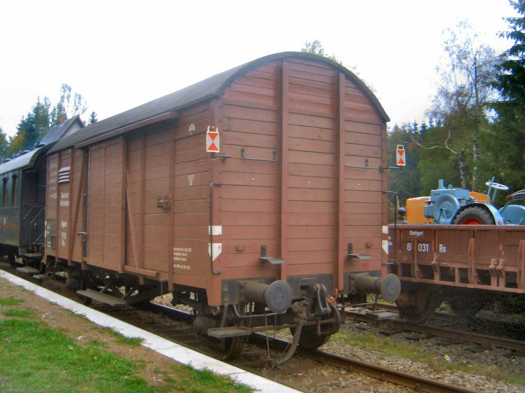 Hist. G-Wagen der DR auf der Rennsteigbahn, 2005