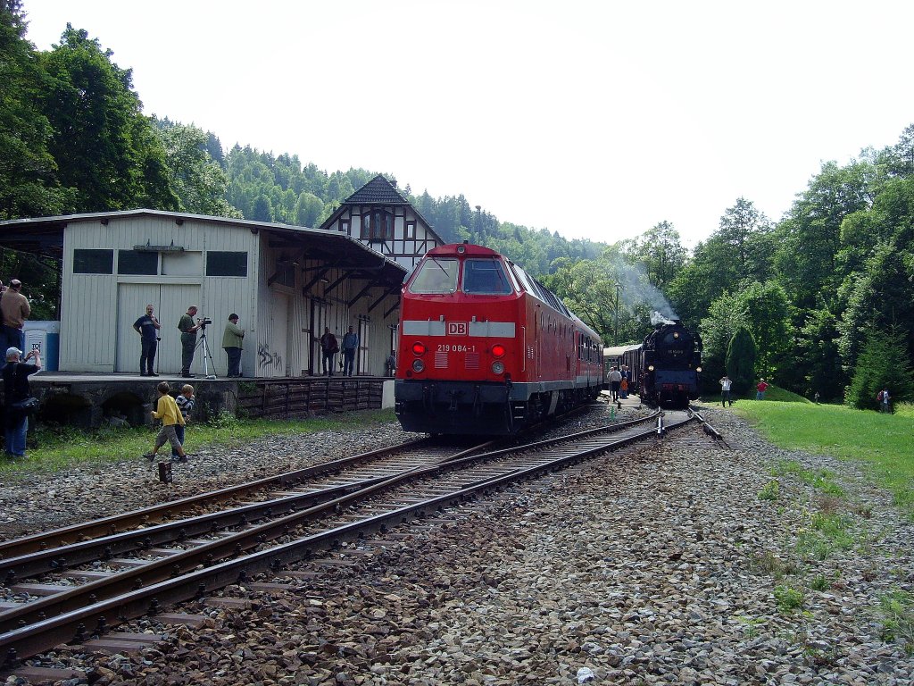 Hochbetrieb im Bahnhof Katzhtte, 14. 8. 2010