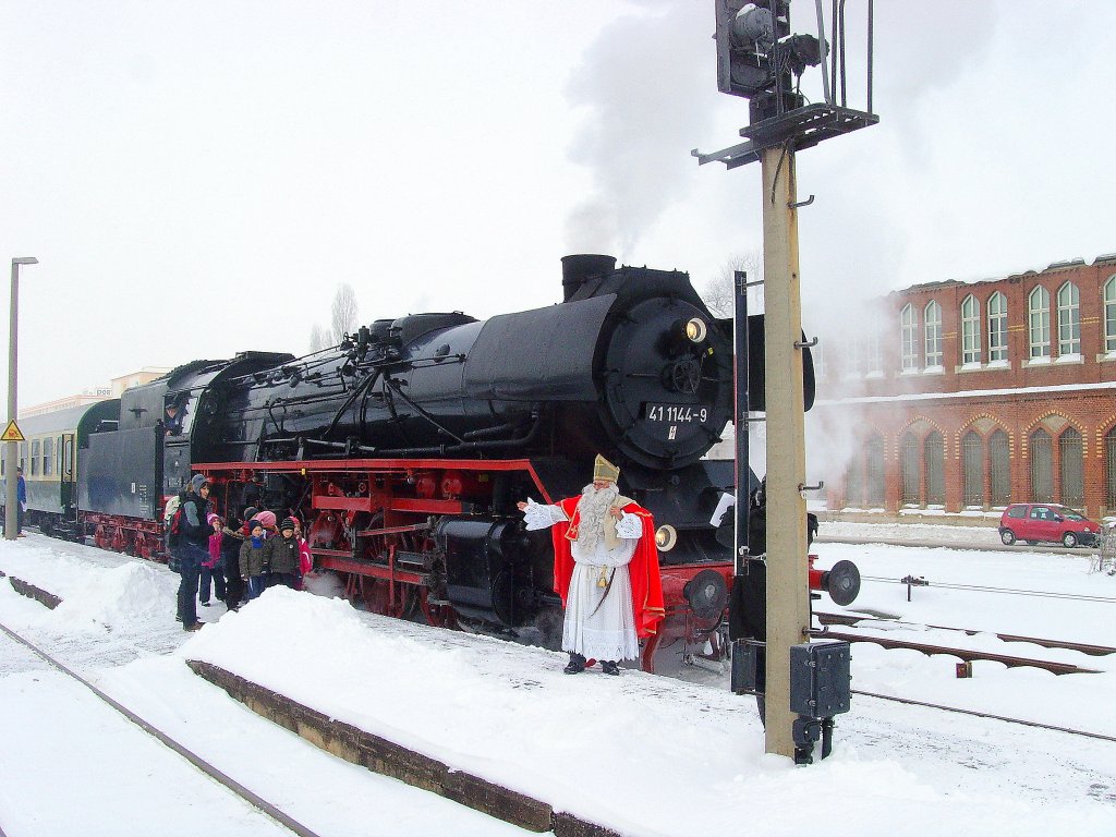 Nikolaus-Dampfzug in Erfurt-Nord, 3.12.2010