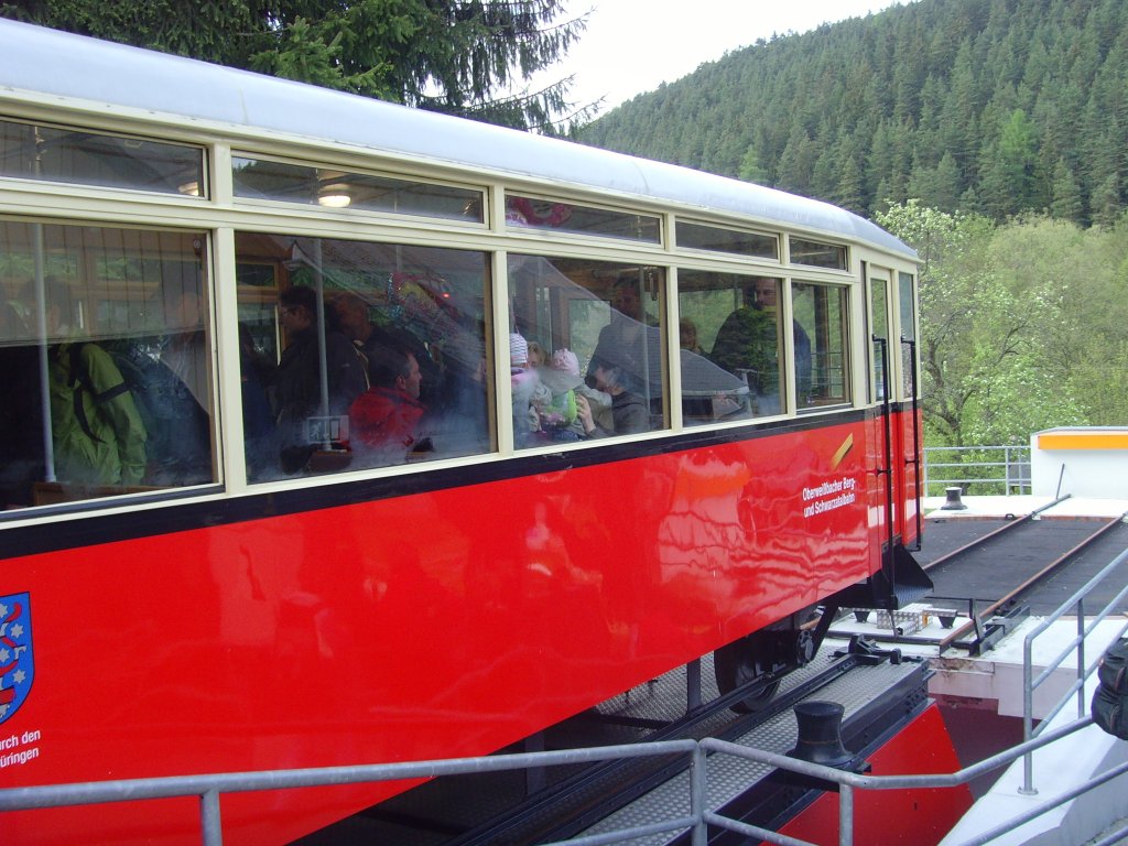 Personenwagen auf der Gterbhne, 2010