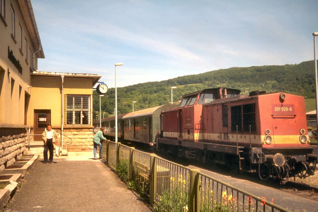 Personenzug in Kaltennordheim, 1994