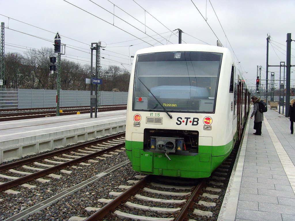 RS der Sdthringen-Bahn in Erfurt Hbf vor der Abfahrt nach Meiningen