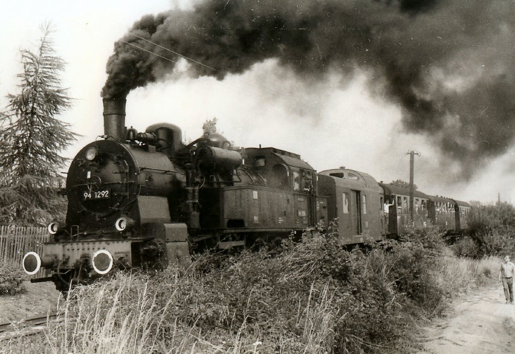 Zug der Traditionsbahn Erfurt-West kurz vor Erfurt-West, vor 1990