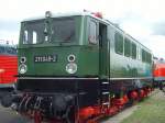 bw-weimar/74104/br-e11-211-in-grn-der BR E11 (211) in grn der Deutschen Reichsbahn, Bw Weimar
