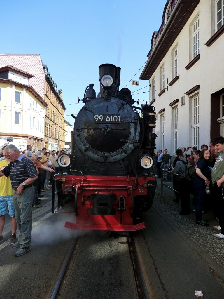 Fahrt auf den Bahnhofsplatz