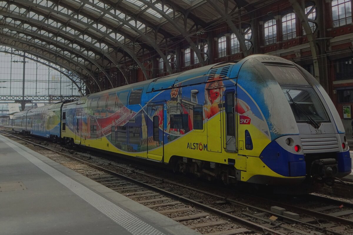 Am 24 Mai 2019 steht SNCF Z-24378 in Lille-Flandres.