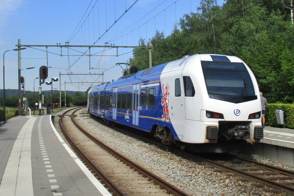 Arriva 454 verl�sst Schin op Geul am 8 Juli 2017.