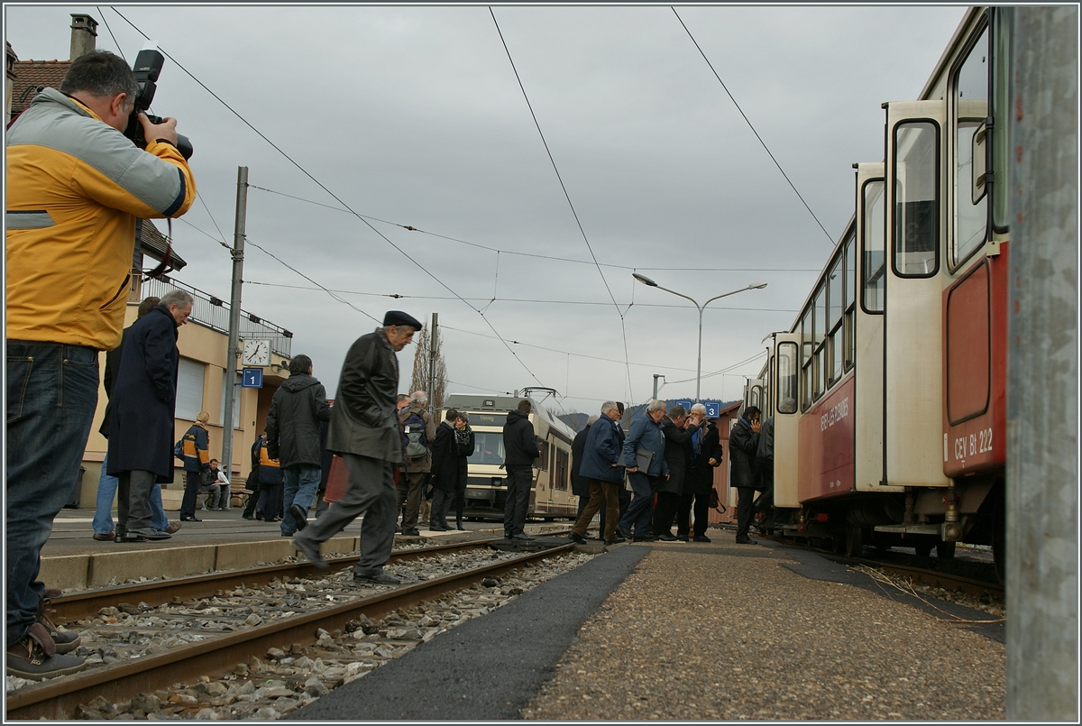 Bitte Einsteigen...
( Oui à FAIF  - Komitee)
Blonay, den 16. Jan. 2014
