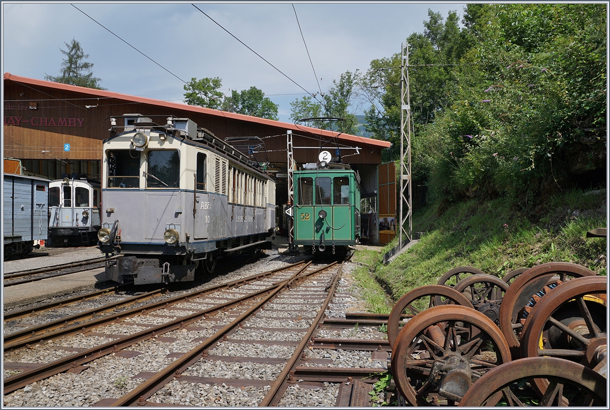 Der LLB ABFe 2/4 N° 10 in Chaulin bei der Blonay-Chamby Bahn.
1. Aug. 2017