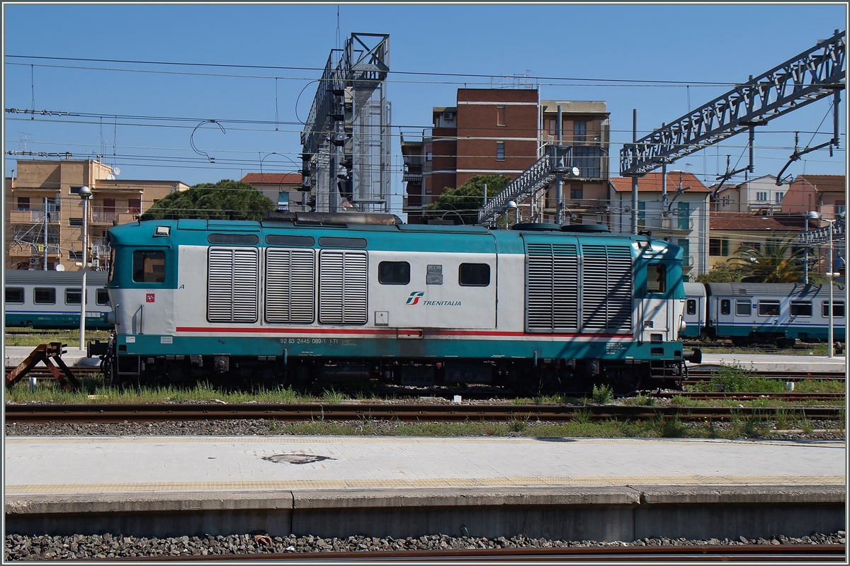 Die FS D 445 089 (UIC 92 83 2445 089-1 I-TI) in Pisa.
22. April 2015