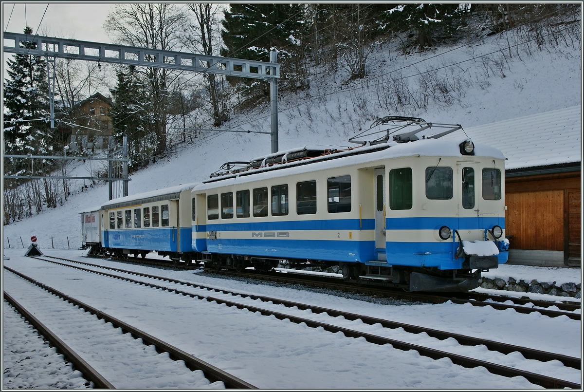 Dieser abgestellte, aber schmucke MOB Zug zeigte sich uns heute in Gstaad. 
24. Nov. 2013