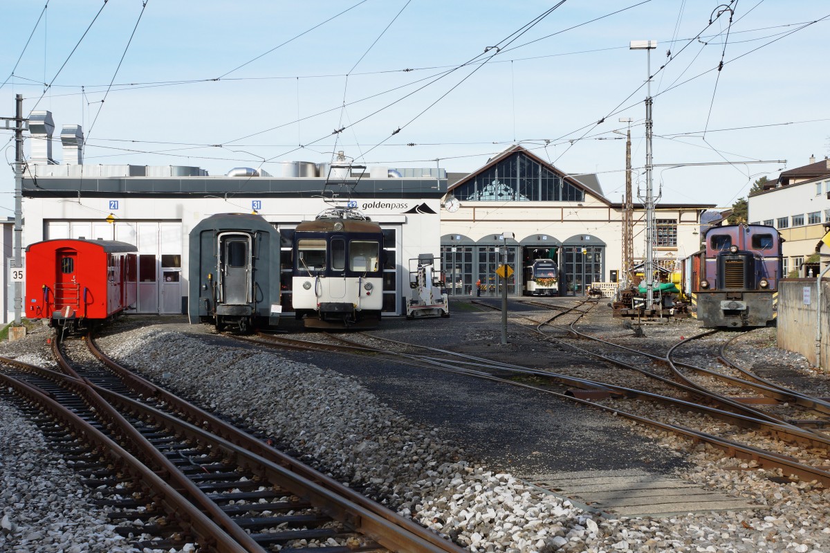 MOB/MVR: Die MOB-Werkstätte Chernex am 11. Dezember 2015. Besonders zu beachten ist der neue, geschmückte MVR ABeh 2/6 7501 der noch am selben Tag in St-Légier feierlich eingeweiht und auf den Namen St-Légier getauft wurde.
Foto: Walter Ruetsch 