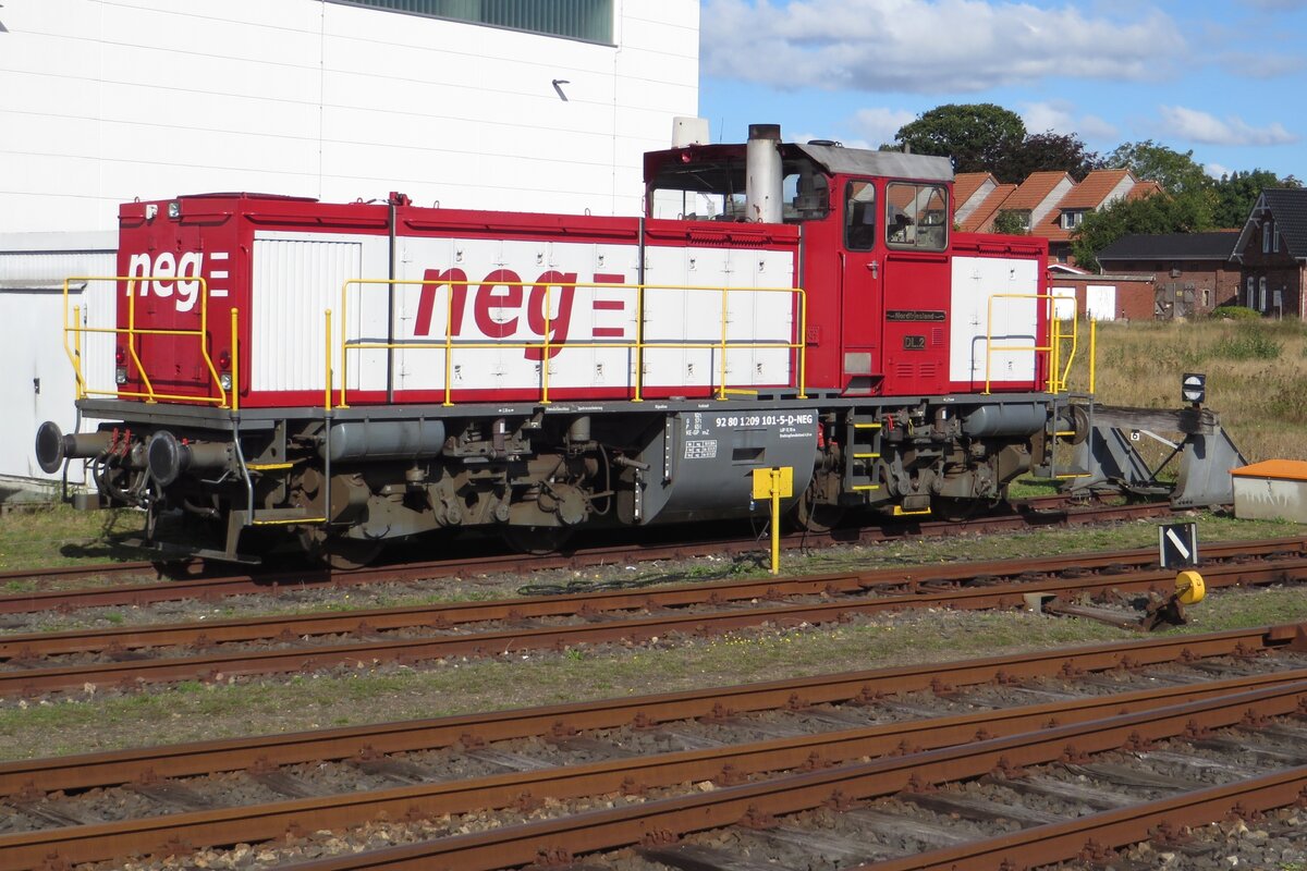 NEG 209 101 'OSTFRIESLAND' rüht sich am 20 September 2022 in Niebüll.