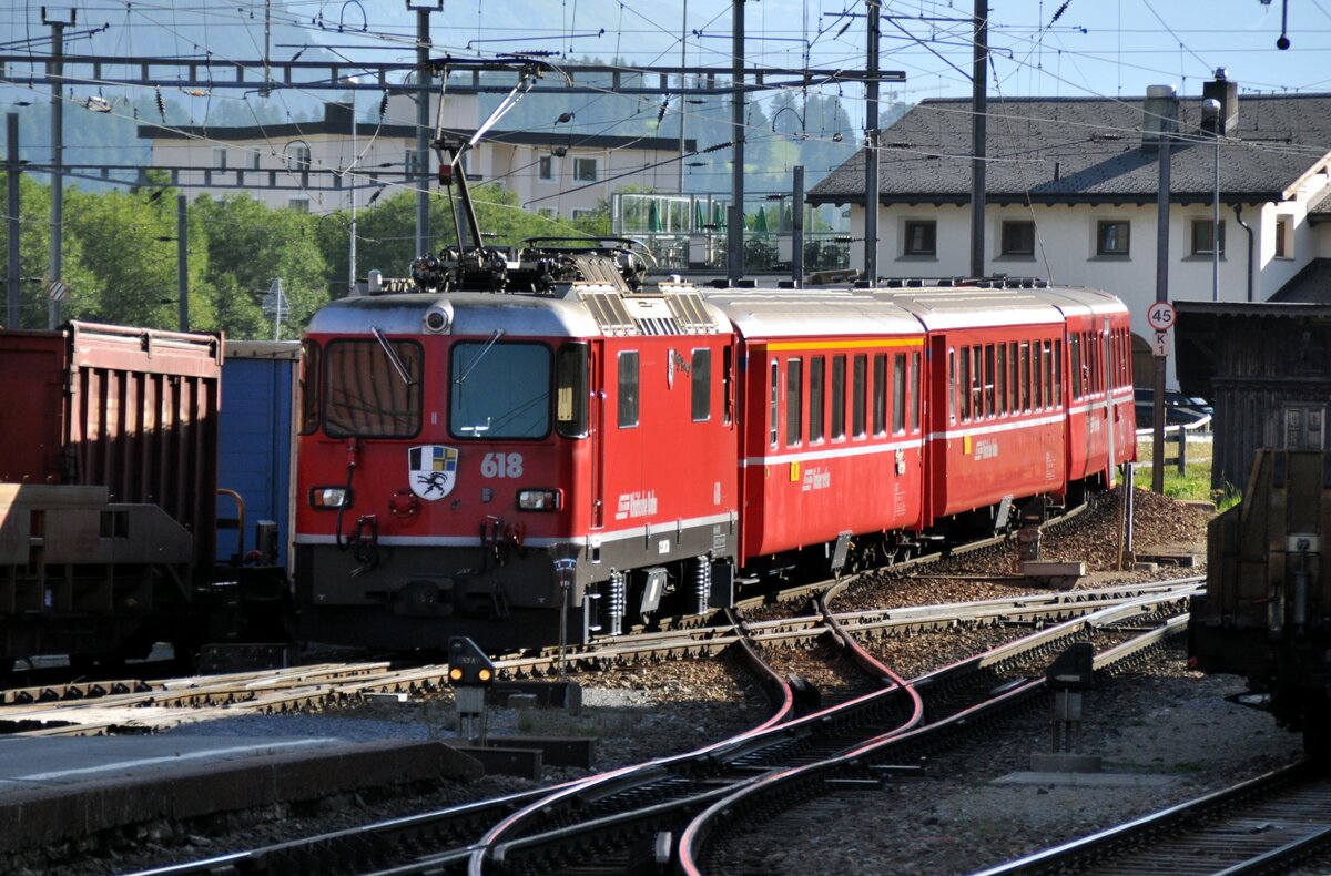 RhB Ge 4/4 II Nr.618 in Samedan am 19.08.2009.