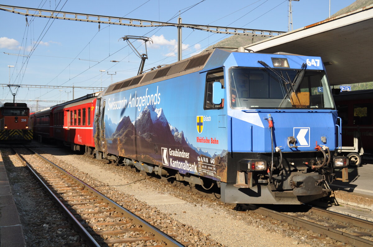 RhB Ge 4/4 III Nr.641 mit Werbung für Swiss Canto in Samedan am 19.08.2009.