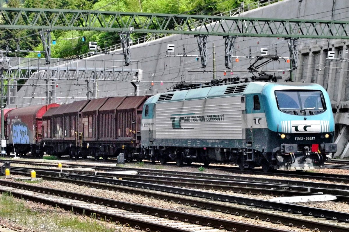 RTC EU43-003 verl�sst am 4 Juni 2015 mit ein Stahlzug Brennero gen S�den.