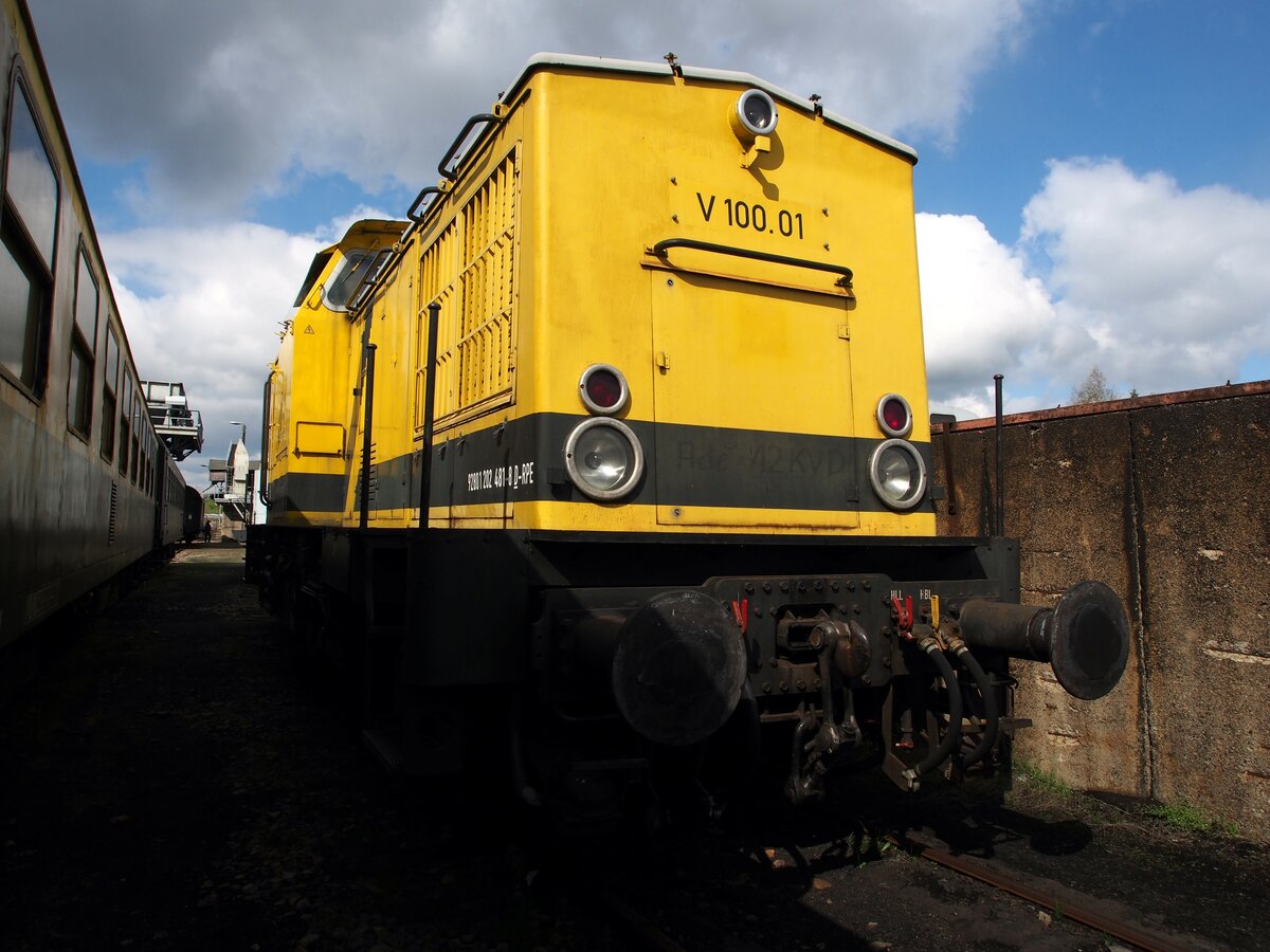 V 100 01 (92 80 1 202 481-8 D-RPE) im Sächsischen Eisenbahnmuseum in Chemnitz am 19.04.2017.