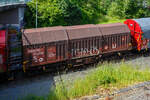 Vierachsiger Drehgestell-Flachwagen mit verschiebbaren Teleskophauben f�r Coiltransporte, 31 80 4671 071-7 D-DB, der Gattung Shimmns-u 708, der DB Cargo AG, am 12 Juni 2024 auf dem KSW Rangierbahnhof