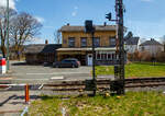 Der Bahnhof Stammbach mit dem darin/dran befindlichen1956 gebautes mechanisches Fdl-Stellwerk (Sf) bei km 93,05 an der Bahnstrecke Bamberg-Hof (KBS 850 / Teil der Ludwig-S�d-Nord-Bahn), hier am