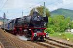 Am 31 Mai 2014 verlässt 41 018 mit ein Sonderzug Neustadt (W).