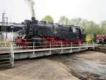 95 1027-2 auf der Drehscheibe beim 8.Dampfloktreffen in Dresden Altstadt am 15.04.2016.