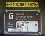 GBM 62.1.186 Fabrikschild von dem Gleisarbeitsfahrzeug GAF 100 R/A (Schweres Nebenfahrzeug Nr.