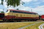   Die 218 105-5 (92 80 1218 105-5 D-DB) der WestFrankenBahn (DB Regio) am 22.06.2014 im DB Museum Koblenz-Lützel, in den TEE-Farben purpurrot/beige.