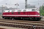 Am grauen 12 April 2014 steht 118 770 abgestellt in Dresden Hbf. 
