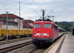 DB: IC Z�rich-Stuttgart mit der 115 383-2 bei der Einfahrt Rottweil am 18.