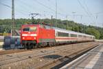 120 151-6 mit IC in Amstetten am 18.06.2012.