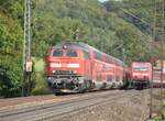 143 882-9 mit Nahverkehrszug und 218 409-1 mit Doppelstockwagen in Amstetten am 20.09.2012.