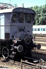 E 75 09 in Ulm auf dem Weg zu einer Ausstellung am 15.06.1996.