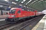 DB 182 001 steht in Berlin Ost am 30 April 2018.