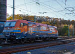 Die an die IGE - Internationale Gesellschaft f�r Eisenbahnverkehr GmbH (Hersbruck) vermietete Railpool 185 685-5 (91 80 6185 685-5 D-Rpool) mit Werbung „H�r das Signal, Berlin - 100% Engagement
