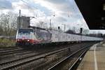 LTE Fahnenlok 189 212 wirbt für die KLV-Shuttle zwischen Rotterdam-Kijfhoek (NL) und Poznan-Franowo (PL), ein Erbgut von die ERS Railways Zeit von 189 212.
