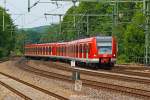   Zwei gekuppelte ET 423 in Doppeltraktion (423 555  und 423 553) der S-Bahn Köln, als S12 (Düren - Köln - Siegburg .
