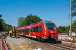 Der vierteilige Bombardier Talent 2 (442 281 / 442 781) der DB Regio als SE 40 Mittelhessen-Express (Dillenburg  – Gie�en - Friedberg –  Frankfurt Hbf) f�hrt am 20.07.2013 in Haltepunkt